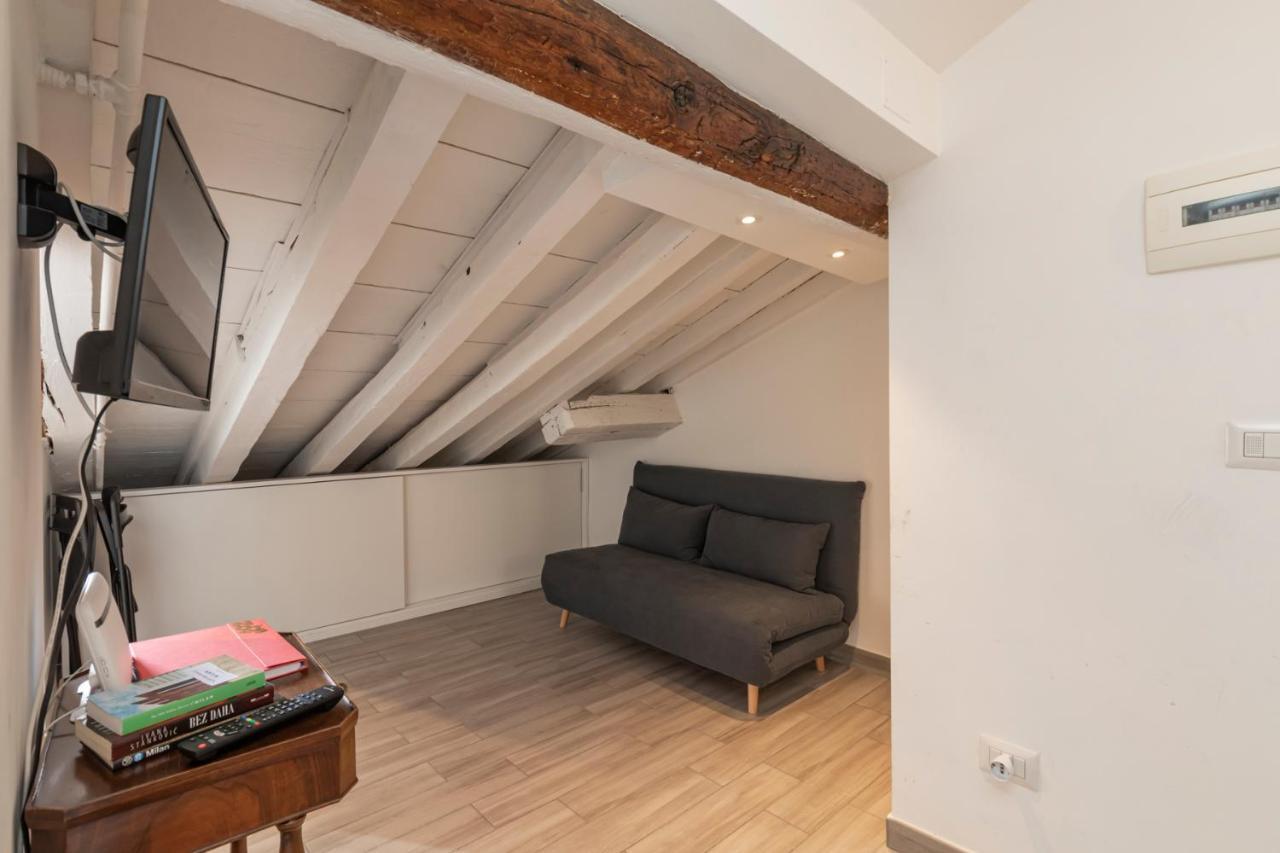 Apartment Lovely - Duomo - Amedei